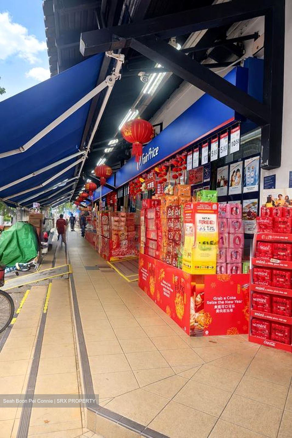 Bedok Reservoir Road (D16), Shop House #537949411